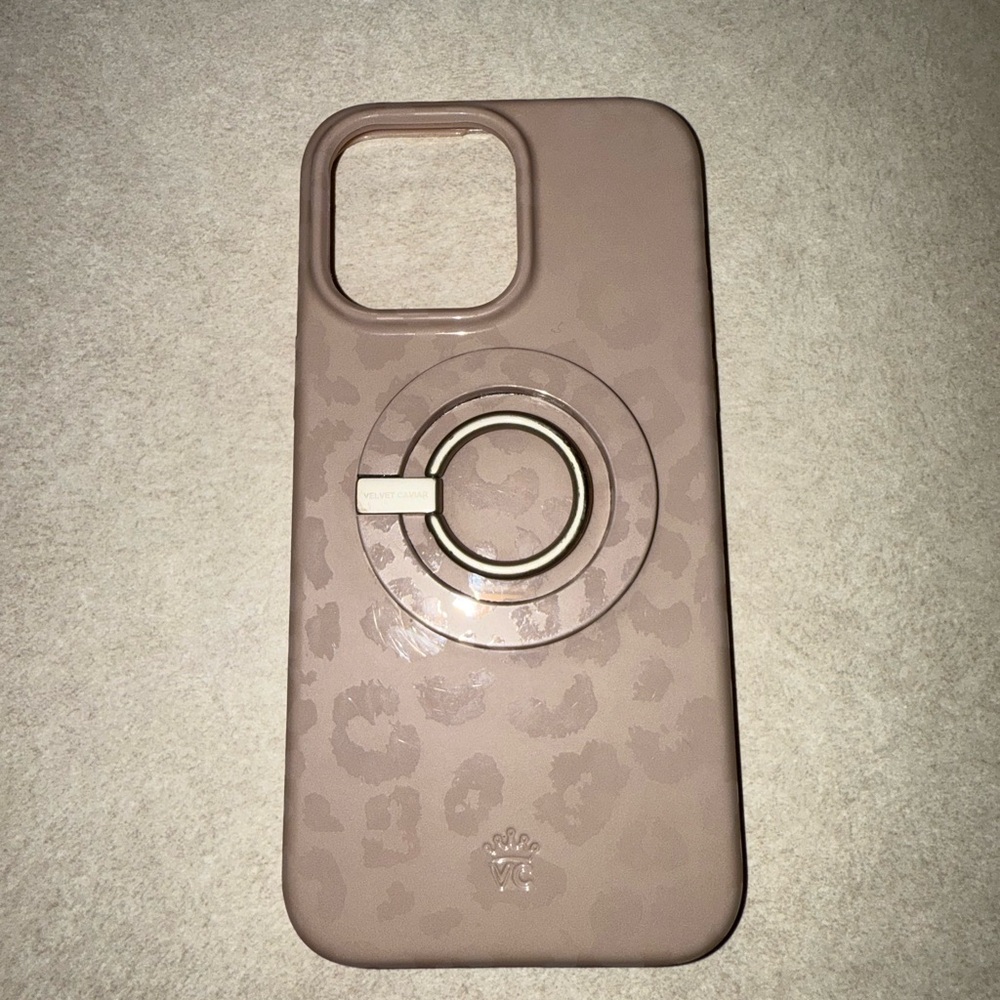 iPhone 14 pro max velvet caviar mag safe nude leopard case